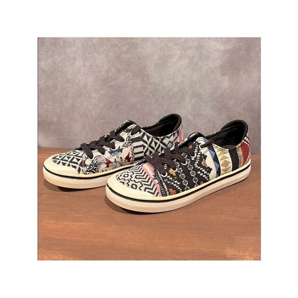 Keen Elsa Coronado Aztec print canvas low top sneakers size 7.5